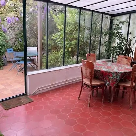 Lejlighed Large Flat In Montmartre With Terrace
